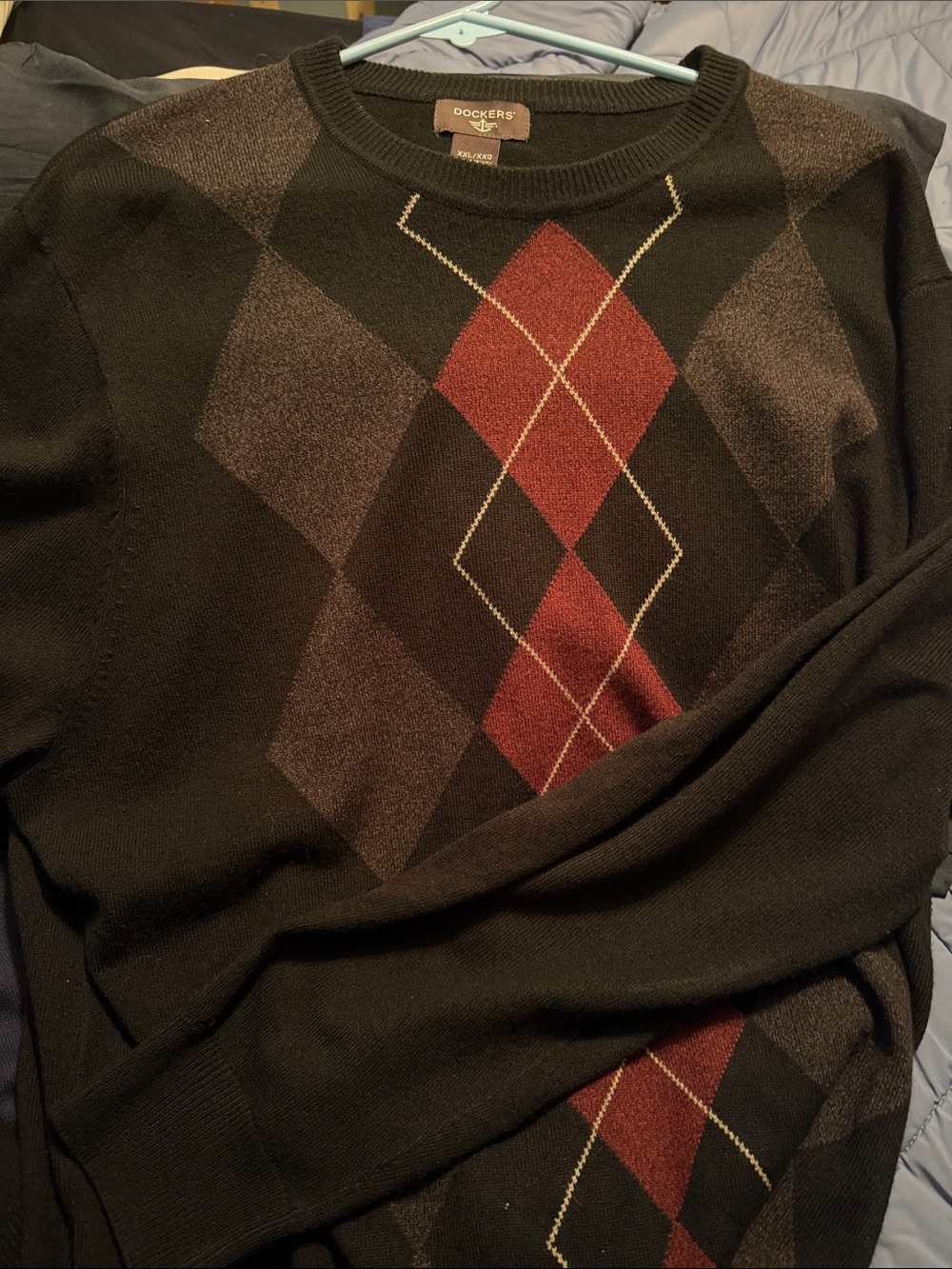 Dockers Men’s Black Crewneck Sweater with Red Argyle
